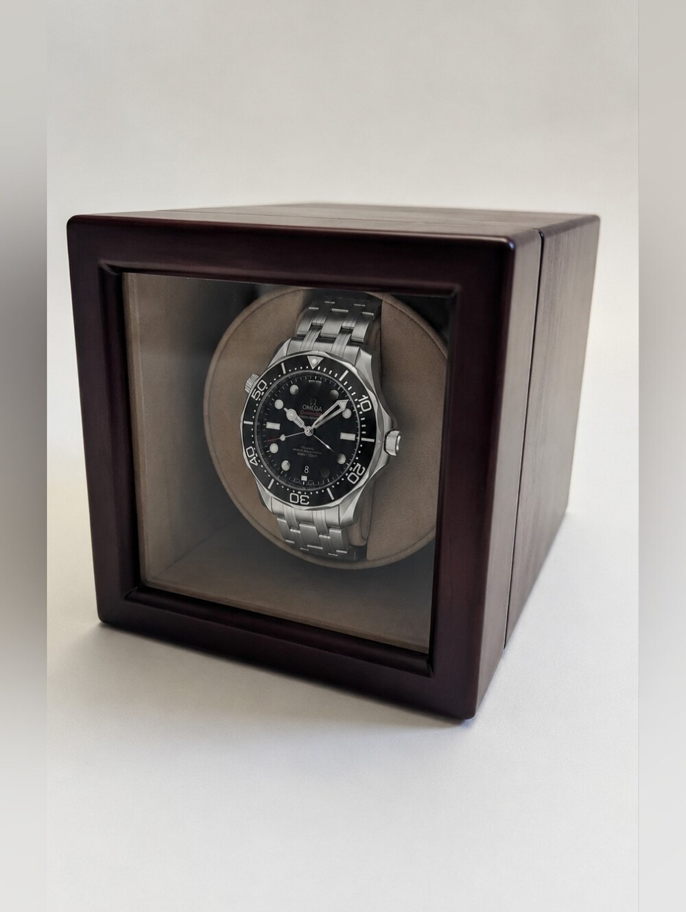 Automatic Table Desktop Watch Winder Red Oak Wood New